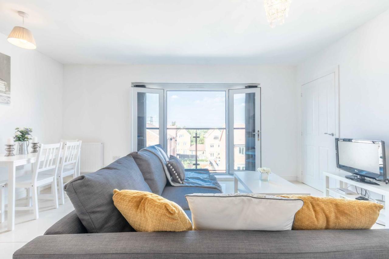 The Penthouse @ Waterside Grange Apartment Slough Luaran gambar